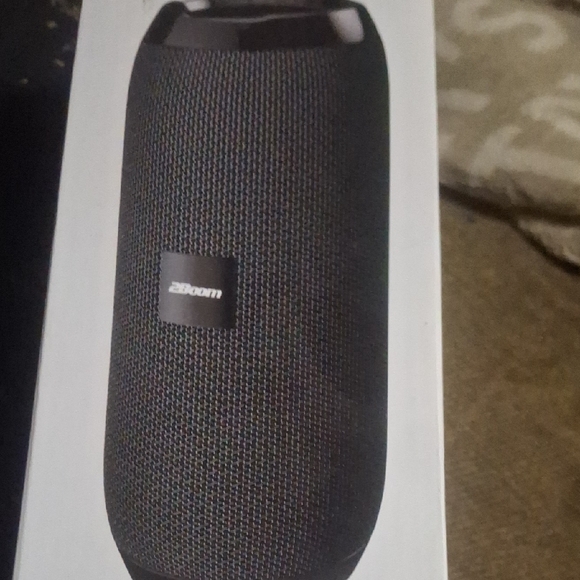 Zoom Portable Bluetooth Speaker - Black